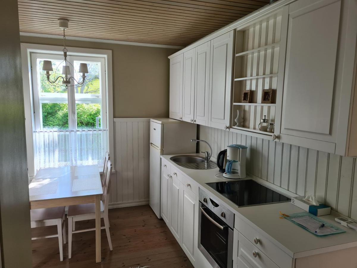 Lahe Guesthouse Haapsalu Buitenkant foto