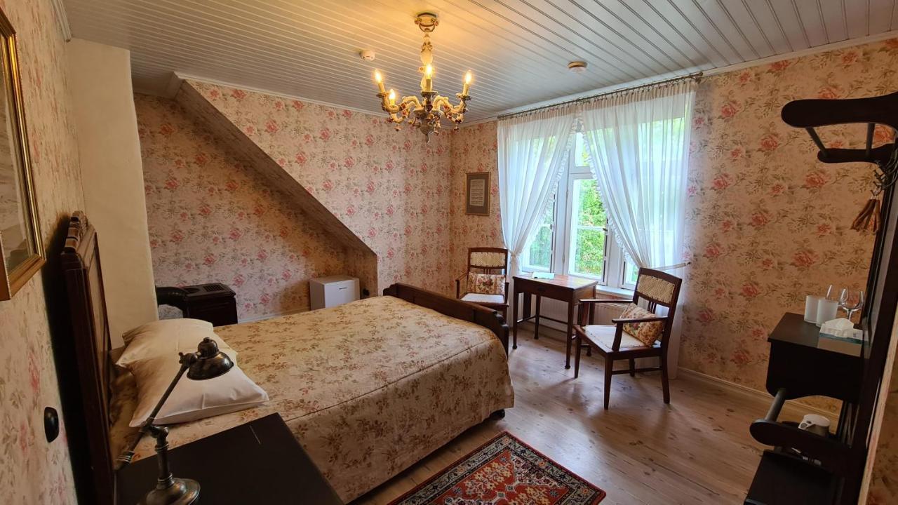 Lahe Guesthouse Haapsalu Buitenkant foto