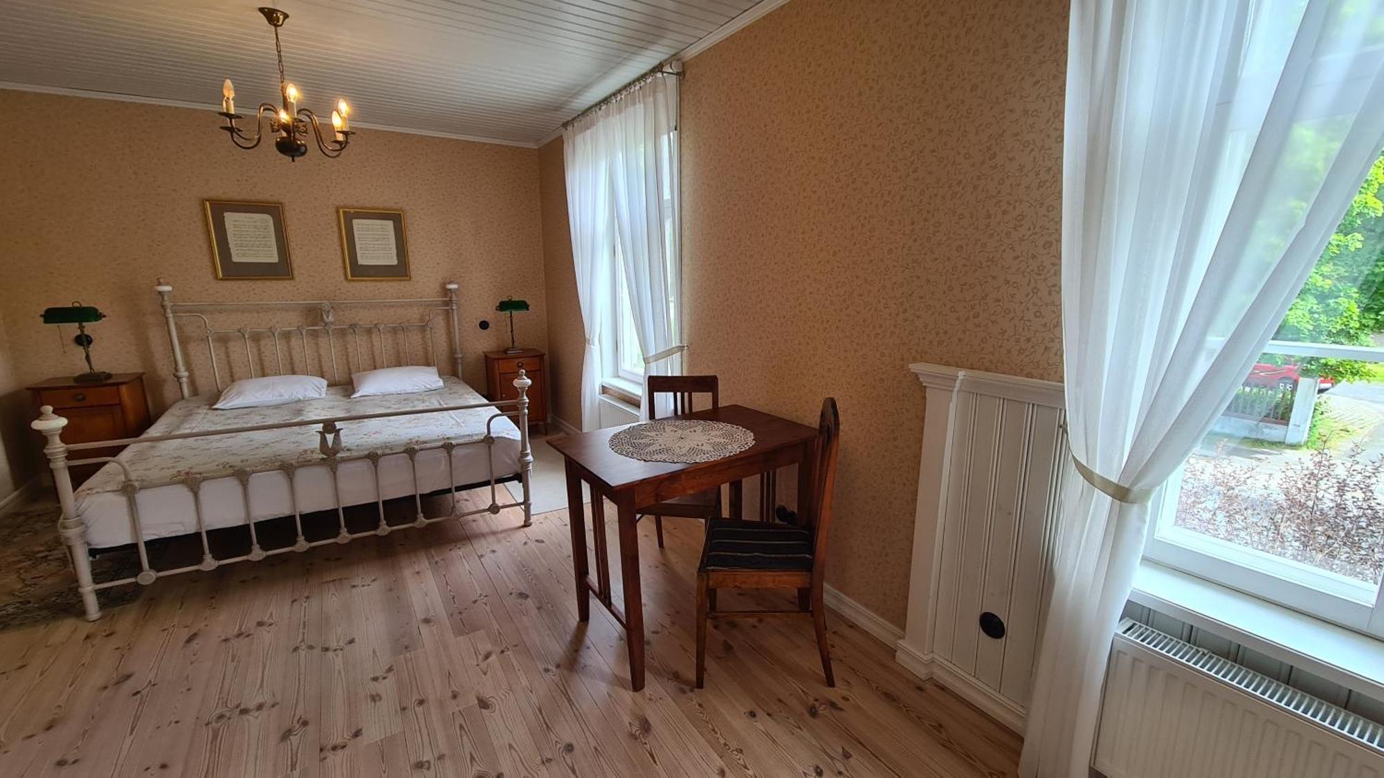 Lahe Guesthouse Haapsalu Buitenkant foto