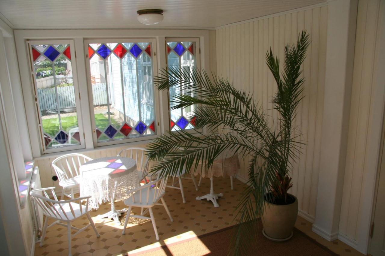 Lahe Guesthouse Haapsalu Buitenkant foto